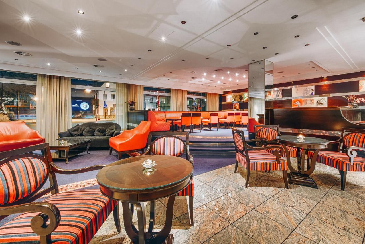 Hotel Moosburger Hof ファッフェンホーフェン・アン・デア・イルム エクステリア 写真